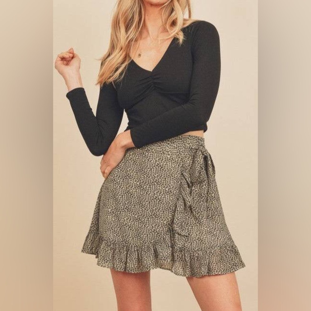 Altar'd State Animal Kingdom Ruffle Detail Skirt Size Large NEW